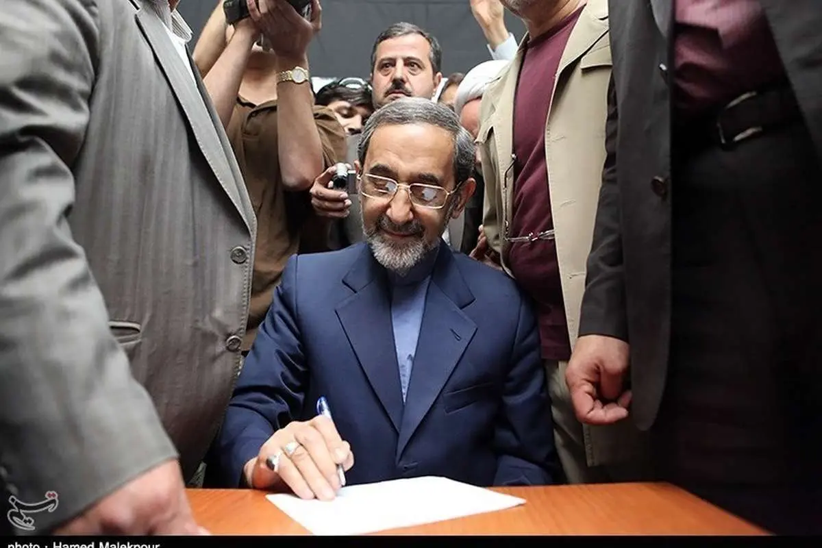 (تصاویر) روحانی و ولایتی رایدادند