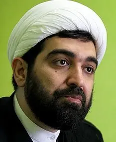 شهاب مرادی: به قالیباف رای می دهم