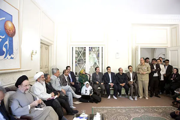 (تصاویر) دیدار نامزدهای اصلاح‌طلب شورا با خاتمی