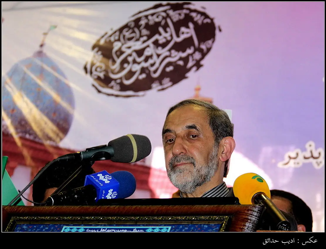 (تصاویر) ولایتی در همایش مردمی در شیراز