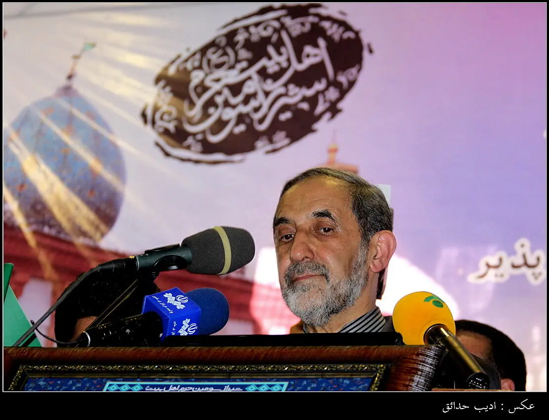 (تصاویر) ولایتی در همایش مردمی در شیراز