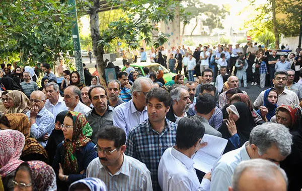 (تصاویر) متن و حواشی اولین روز کنکور