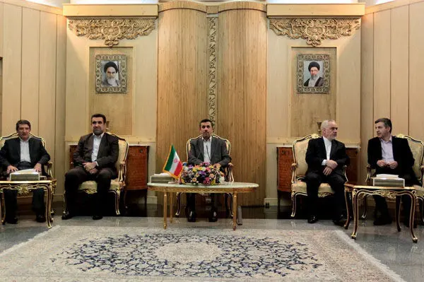 (تصاویر) احمدی‌نژاد با مشایی به مسکو رفت