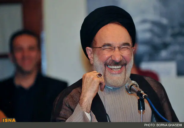 (عکس) وقتی سید محمد خاتمی از ته دل می‌خندد