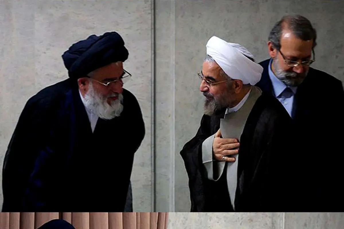 دیدار مقام معظم رهبری با مسؤولان، حضور پررنگتر خاتمی در مراسم مختلف، چشم و همچشمی...