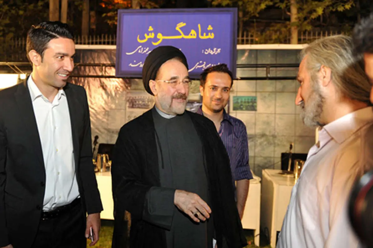 (تصاویر) بازدید خاتمی از پشت صحنه سریال میرباقری