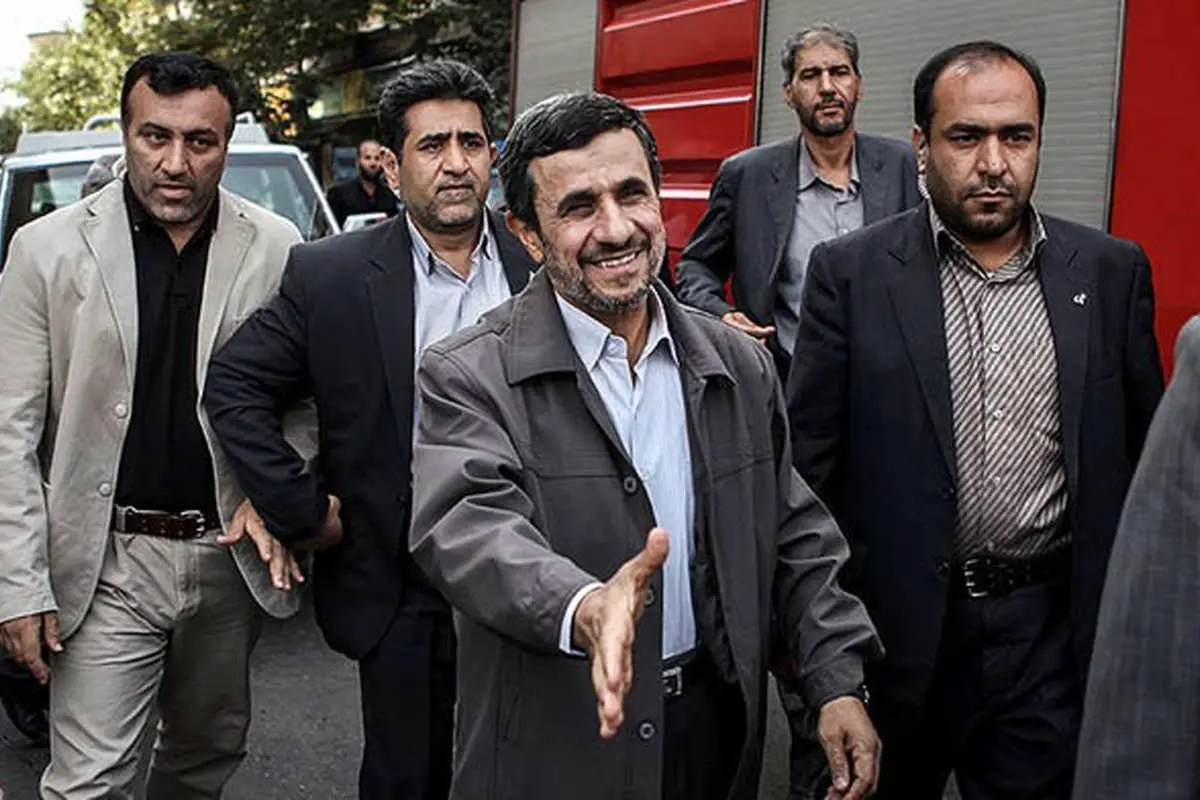 (تصاویر) خداحافظی از احمدینژاد در نمازجمعه