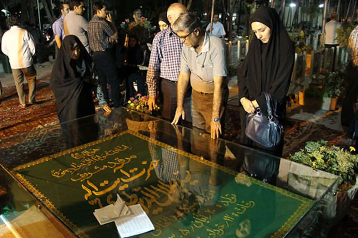 (تصاویر) مراسم چهلم آیتالله طاهری