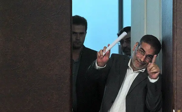 (تصاویر) روحانی در گردهمایی رزمندگان