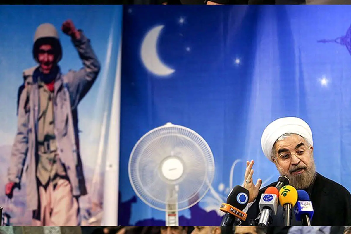 هنرمندان و خاتمی در جشن تولد، مسابقه فوتبال ستارگان، خندههای احمدینژاد و مرتضوی،...
