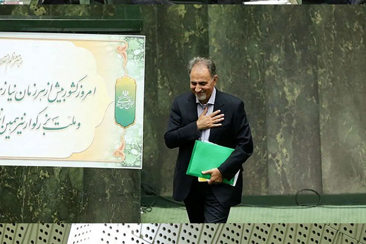 حاشیههای مجلس، احترام متقابل خاتمی و مهتاب کرامتی، هنرمندان یک سریال در نشست نقد،...
