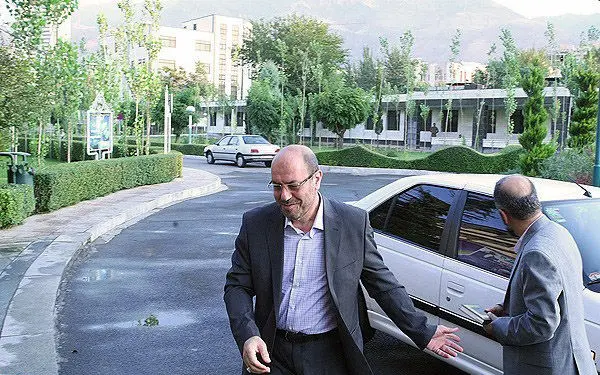 (تصاویر) اولین روز کاری وزیر دفاع