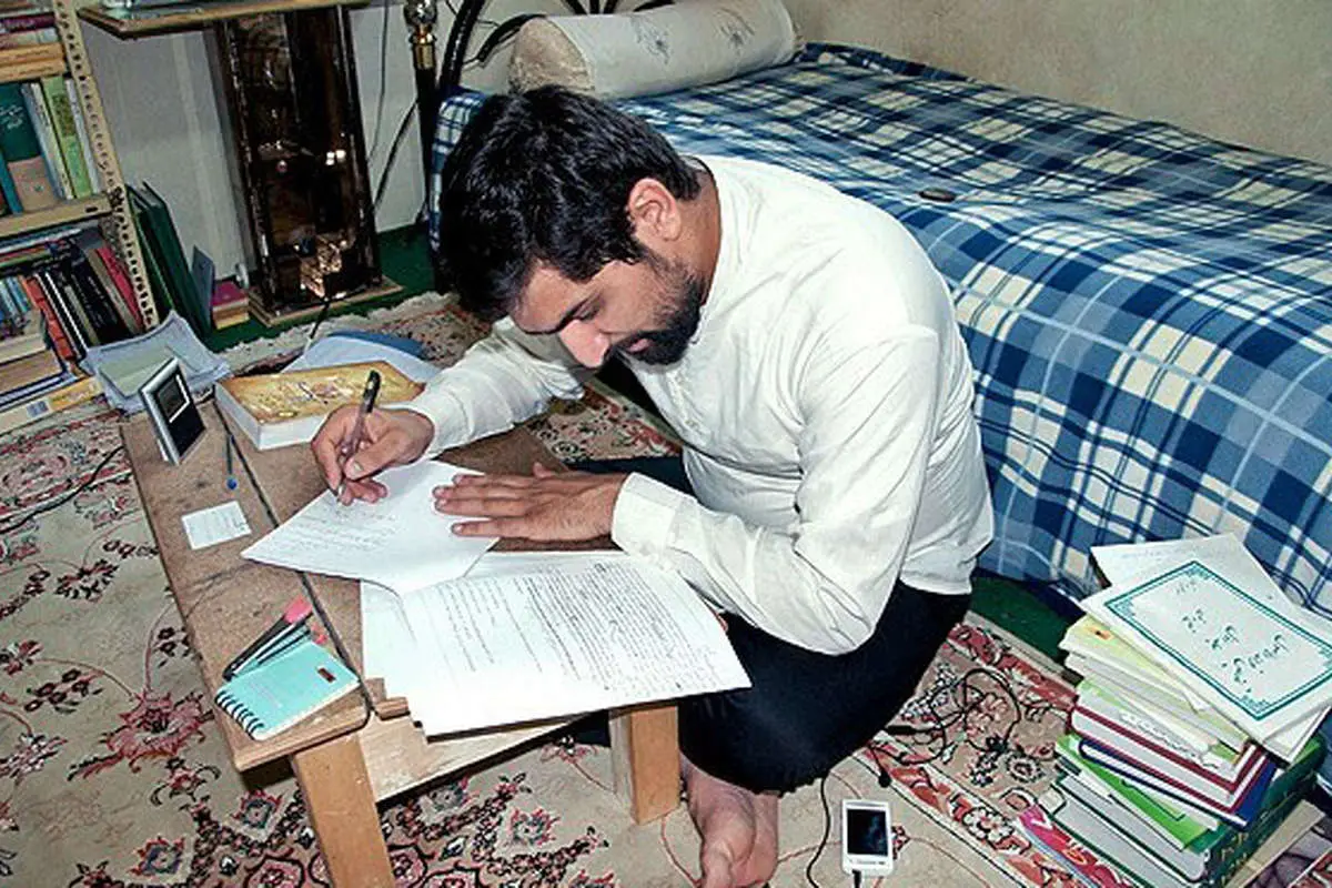 (تصاویر) حجتالاسلام پرونده، کارگردان تئاتر