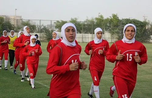 بانوی فوتبالیستی که عضو شورای شهر شد
