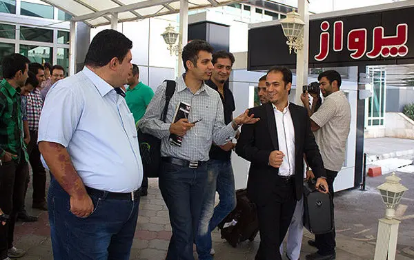 (تصاویر) فردوسی‌پور در نقاط زلزله‌زده آذربایجان