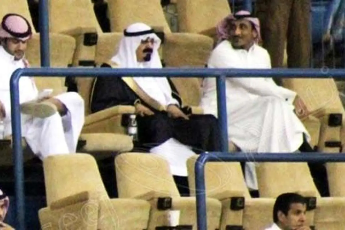 (تصاویر) ملکعبدالله ورزشگاه را به هم ریخت!