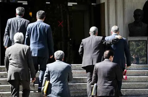 (تصاویر) حواشی جلسه هیات دولت 3 مهر 1392
