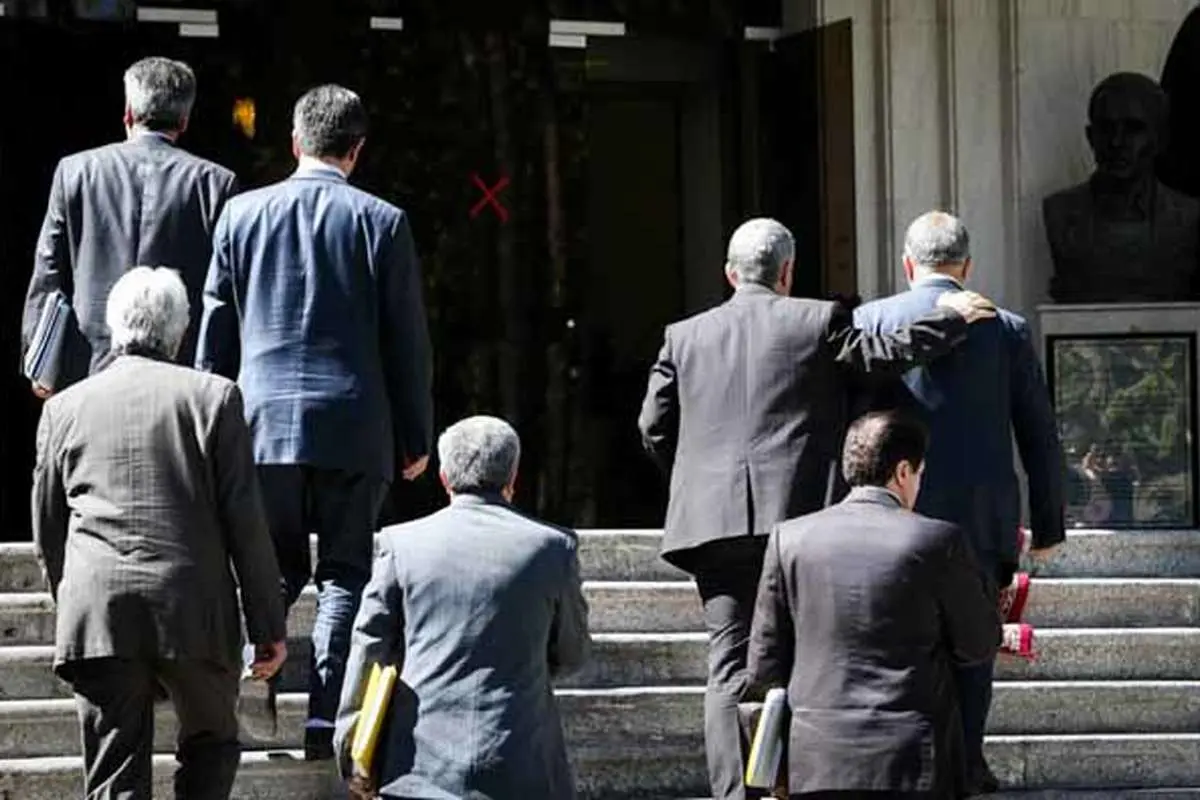 (تصاویر) حواشی جلسه هیات دولت 3 مهر 1392