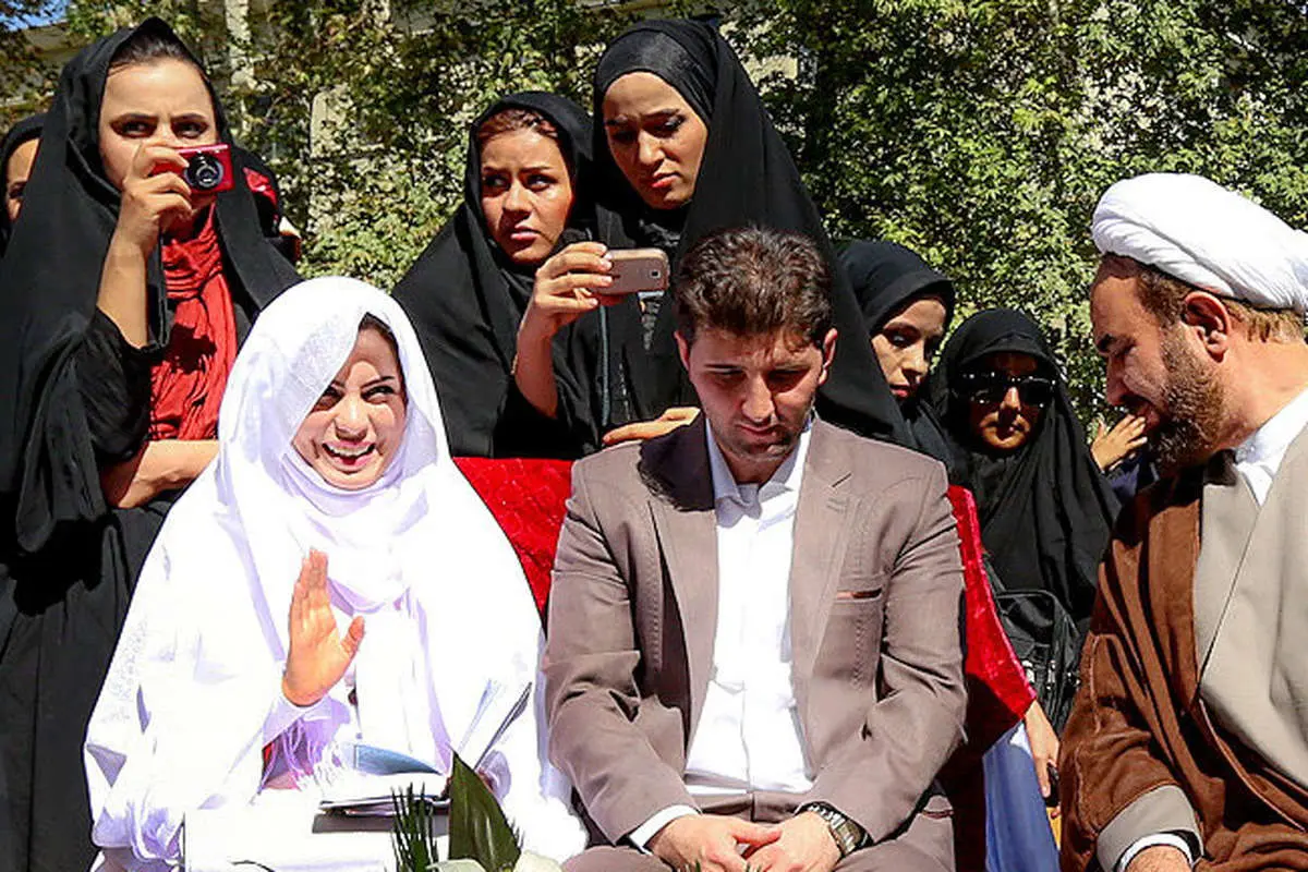 مراسم متفاوت ازدواج، کودکان کار، امیدهای زندگی، حمایتکننده مالی فدراسیون در تمرین...