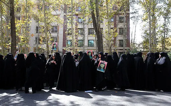 (تصاویر) تجمع ضد امریکایی بانوان بسیجی
