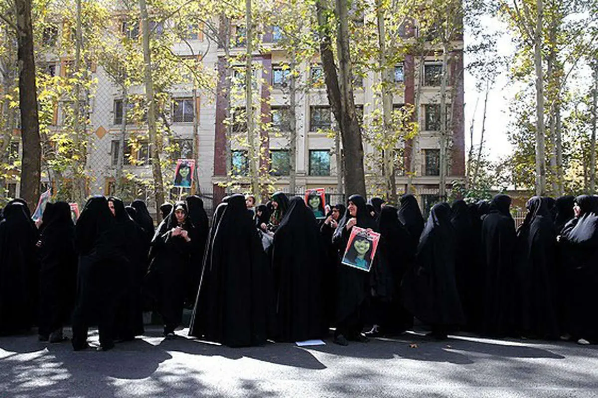 (تصاویر) تجمع ضد امریکایی بانوان بسیجی
