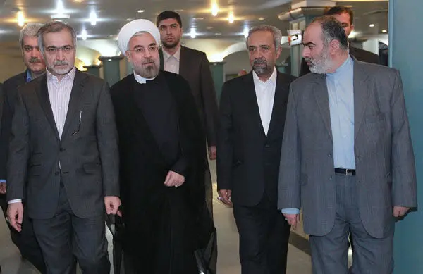 (تصاویر) روحانی در جمع نخبگان جوان