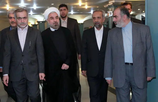 (تصاویر) روحانی در جمع نخبگان جوان