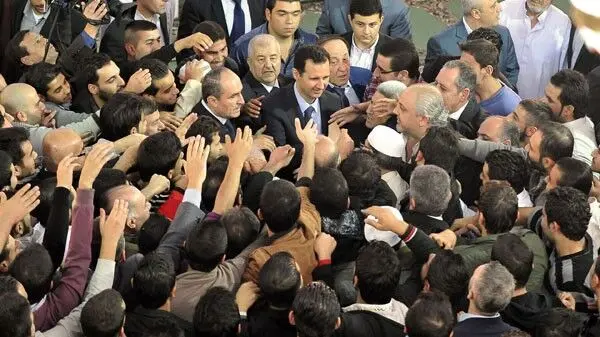 (تصاویر) بشار اسد در نماز عید قربان