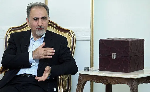 (تصاویر) نجفی از شیر باستانی رونمایی کرد
