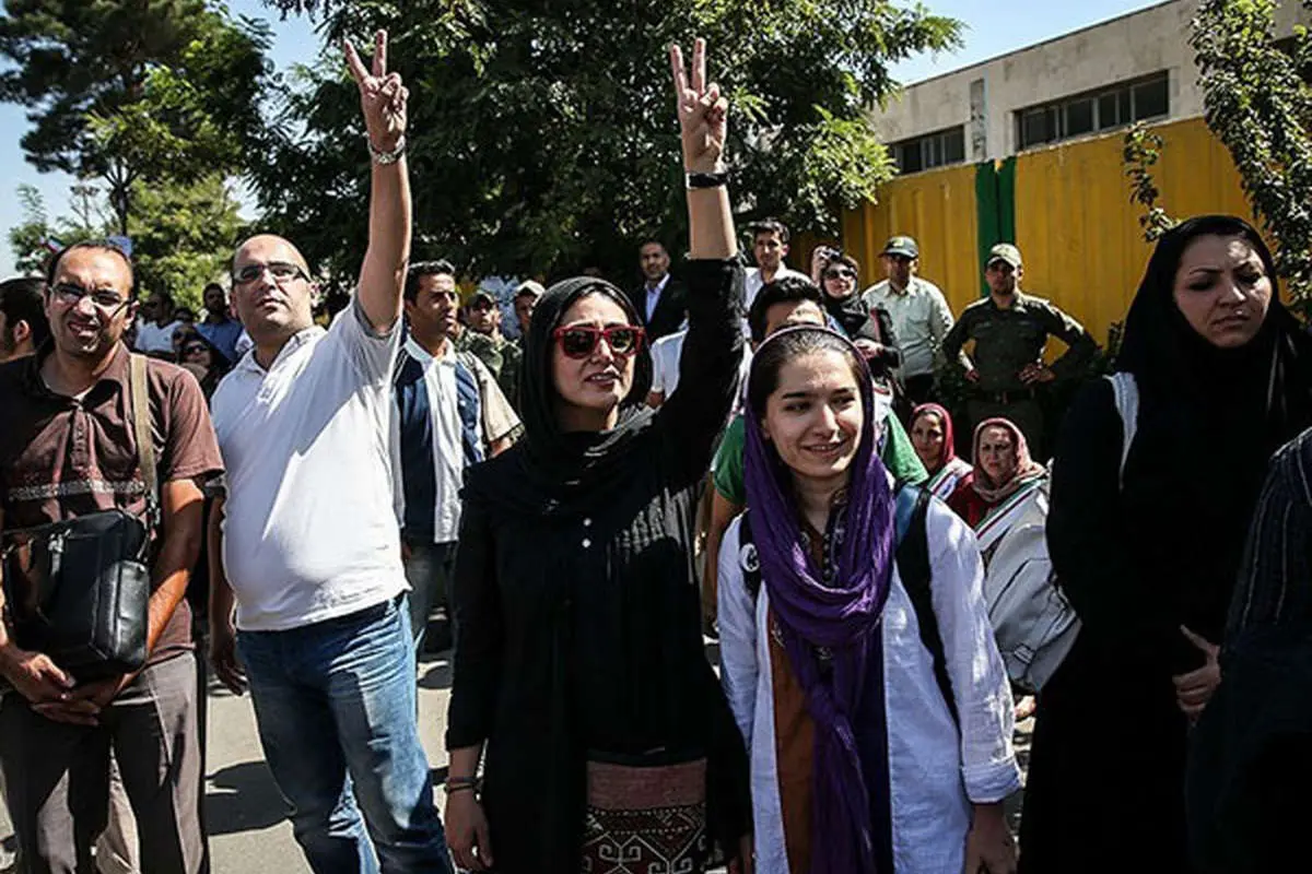 (تصاویر) بارانکوثری به استقبال روحانی رفت