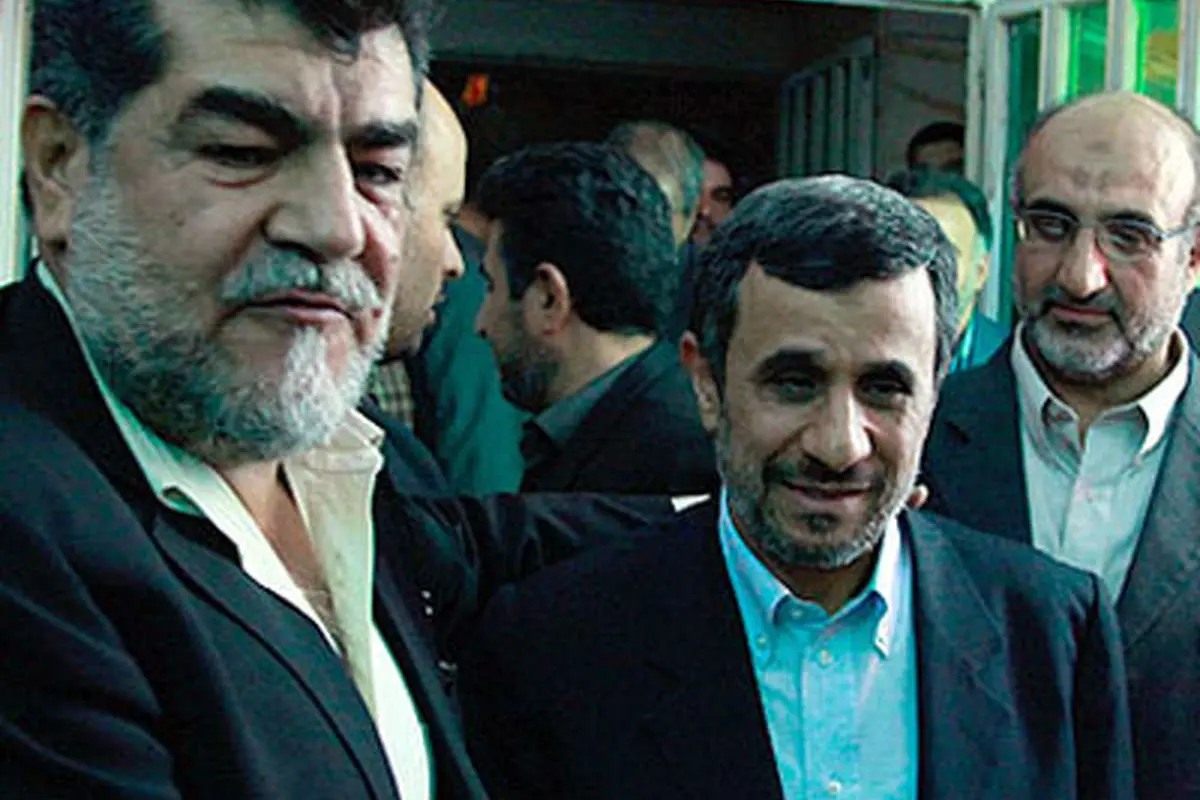 (تصاویر) مراسم تجلیل از احمدینژاد