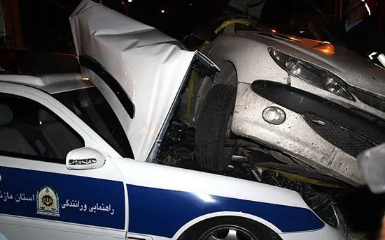 (تصاویر) تصادف پژو 206 با خودروی پلیس