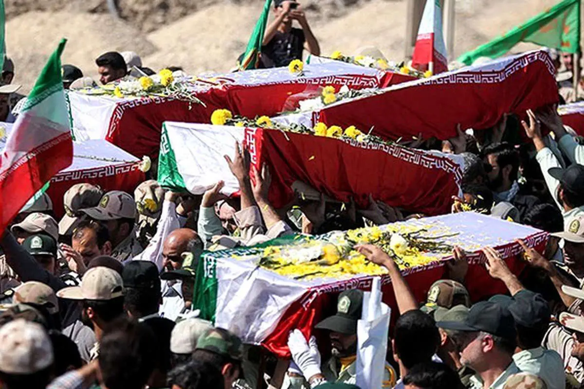 باند سرقت در شیراز، خانه سالمندان عزتالله انتظامی، تخریب ساختمان 45 متری، زندگی در روستای محروم و...