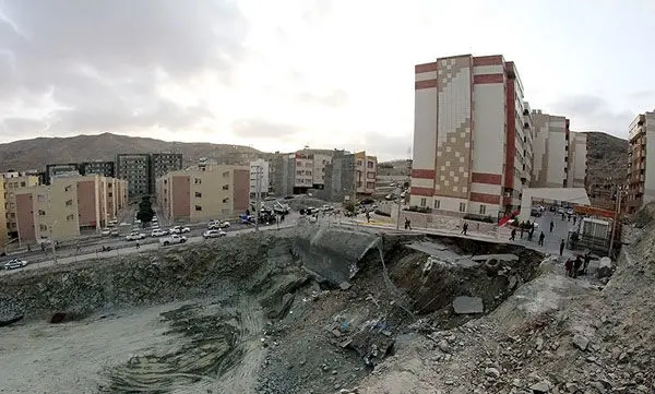(تصاویر) نشست زمین در مشهد