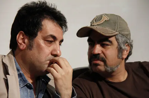 نشست نقد و بررسی پژمان؛ "رنگ پوست پژمان" هم خط قرمز شد! +(تصاویر)