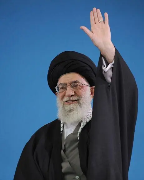 (تصاویر) دیدار دانش آموزان با رهبرانقلاب