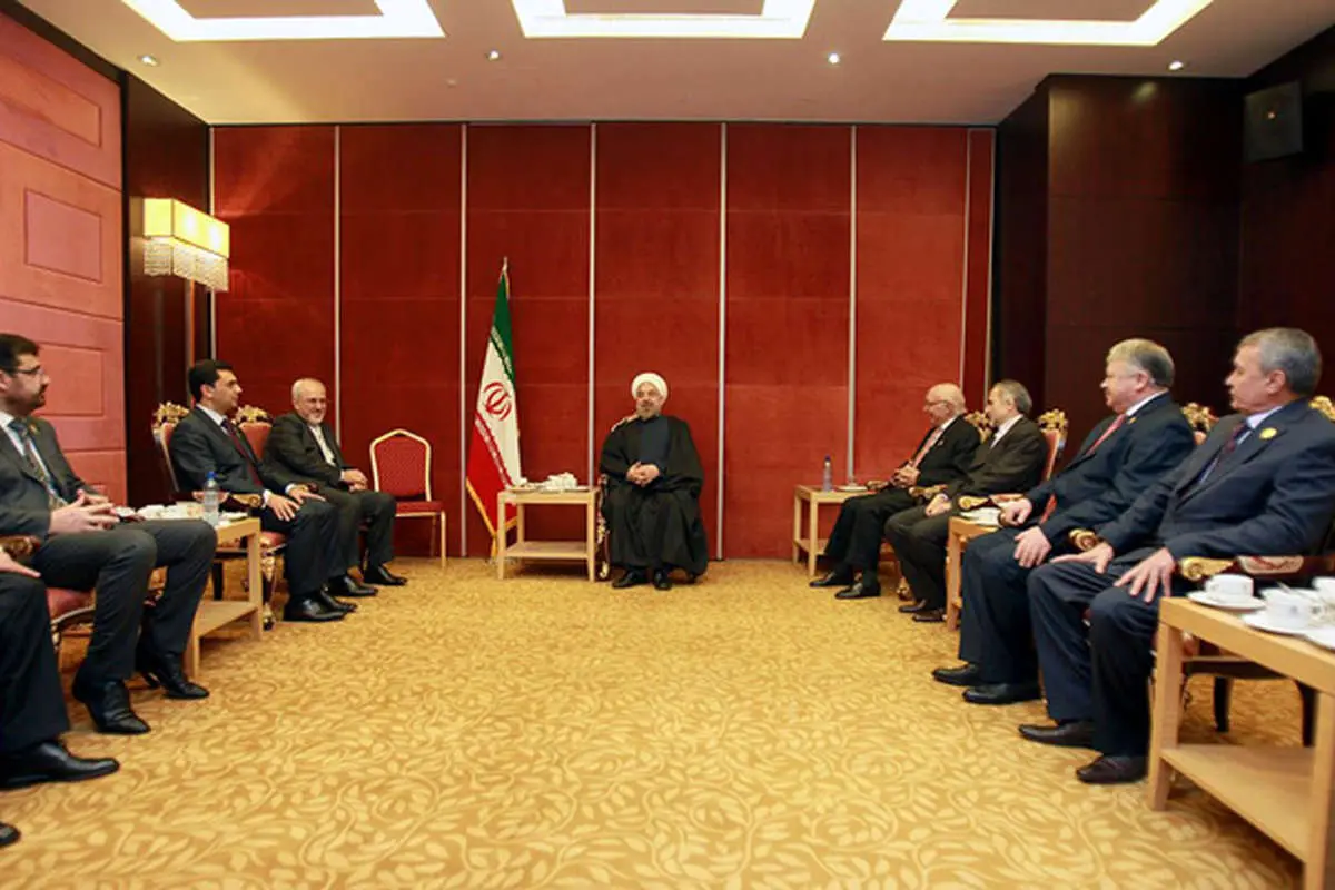 (تصاویر) ظریف و روحانی در اجلاس اعضای اکو