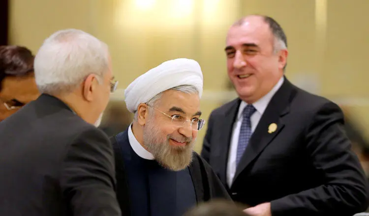 نمایندگان در صحن علنی، گردهمایی بسیجیان، چتربازی، مردم زلزله‌زده‌ در کرمانشاه، درگیری با پلیس و...