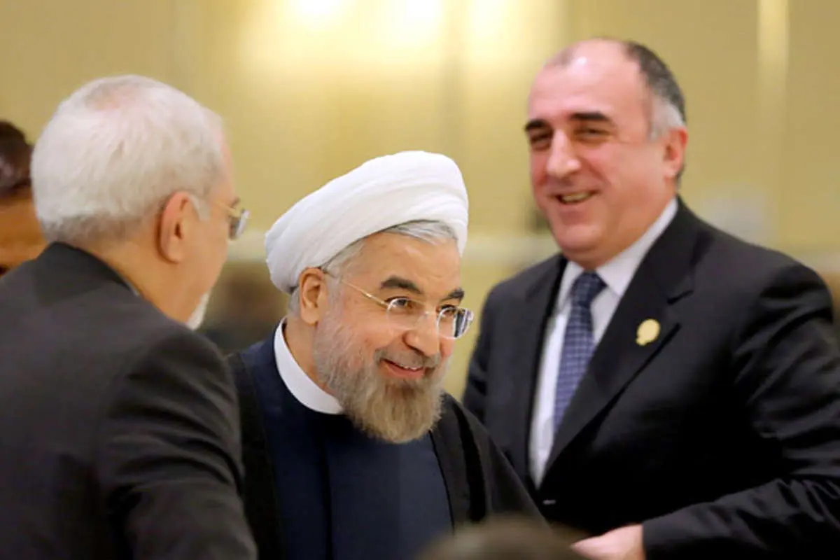 نمایندگان در صحن علنی، گردهمایی بسیجیان، چتربازی، مردم زلزلهزده در کرمانشاه، درگیری با پلیس و...