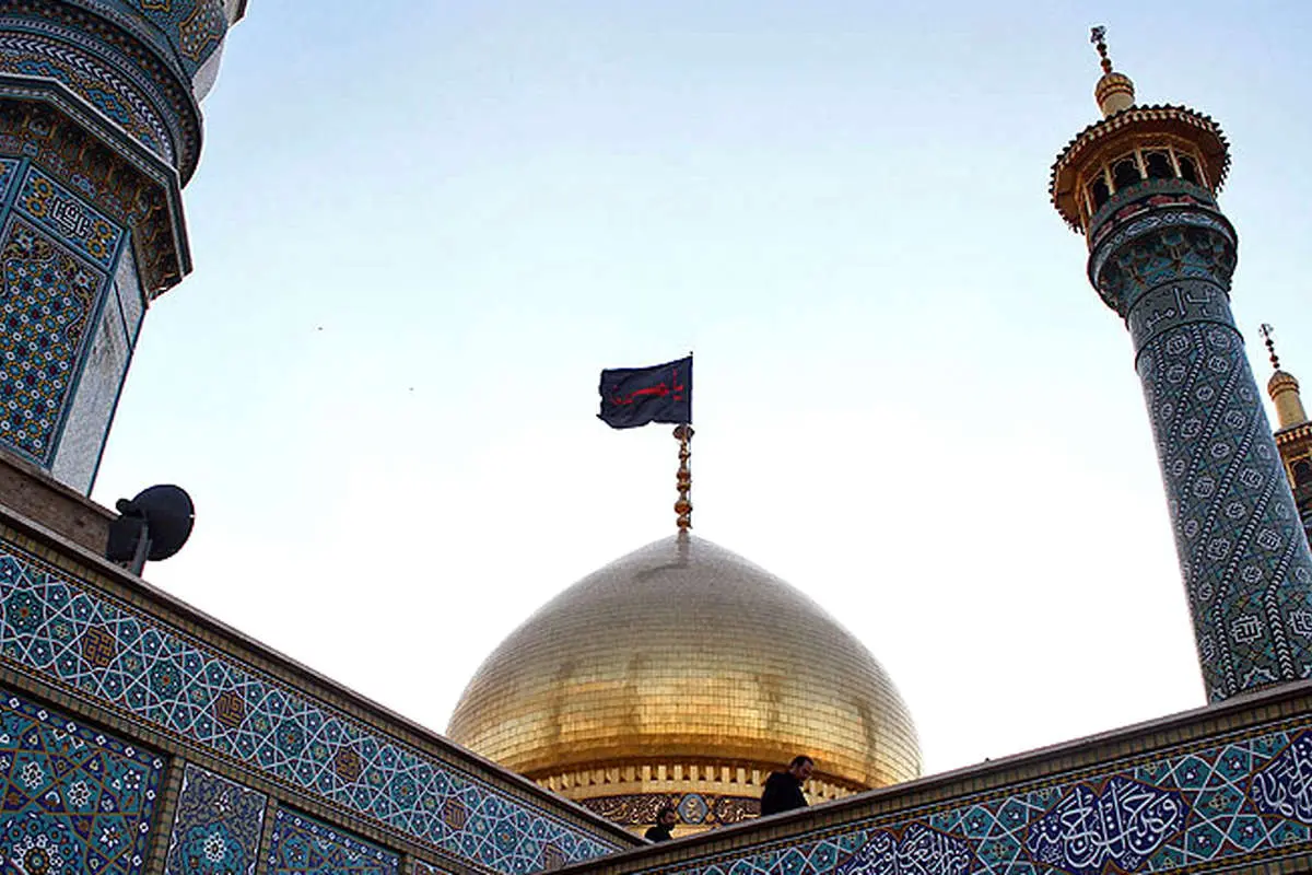 گریه مقابل بیمارستان، جلسه شورای شهر، هوای آلوده، برداشت طلای سرخ، جاذبه گردشگری در کیش، بازی دانشجویان و ...