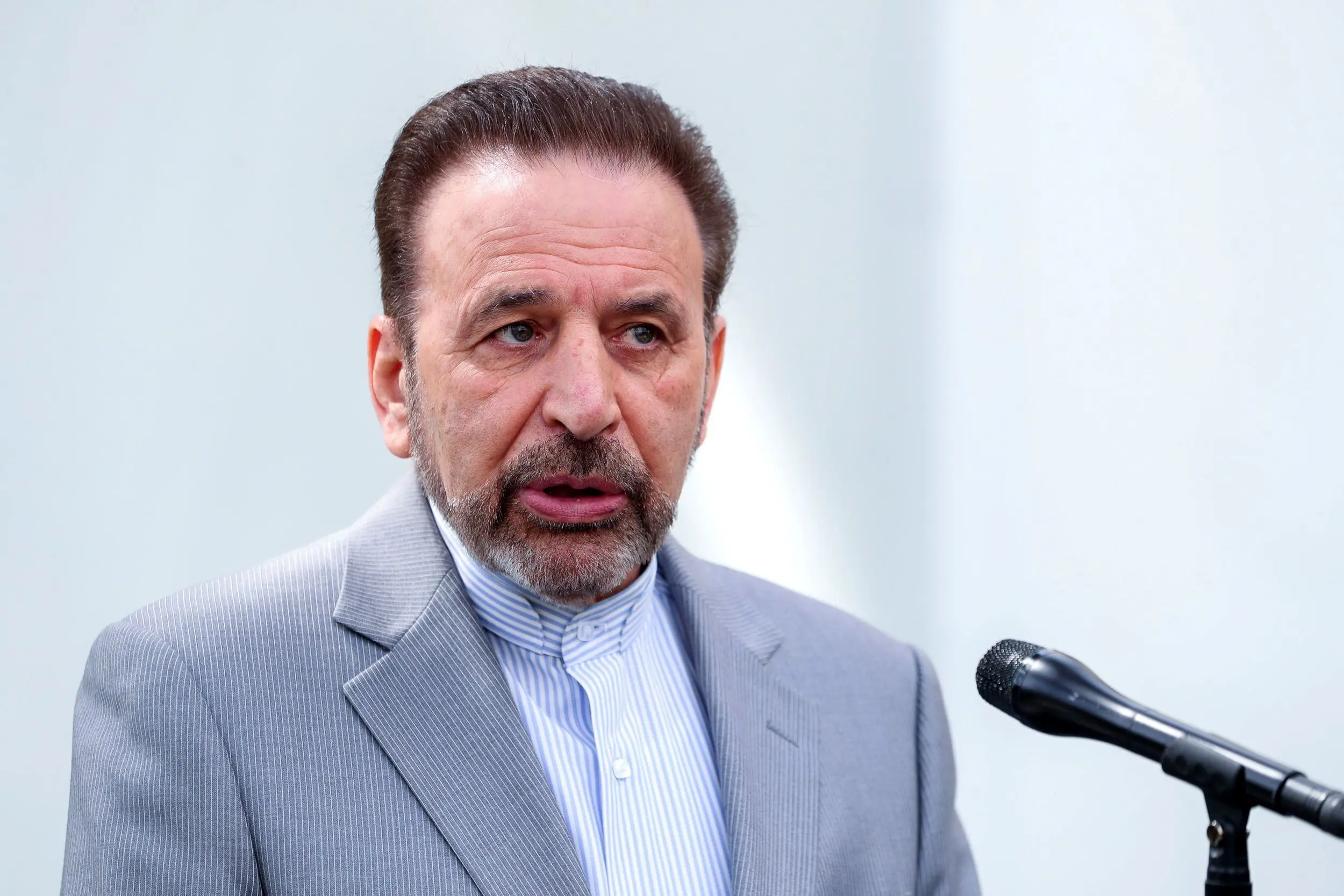 واعظی: احتمال جنگ مجدد را بالا نمی‌دانم/ در برجام موضوعی به نام «مکانیسم ماشه» نیست 