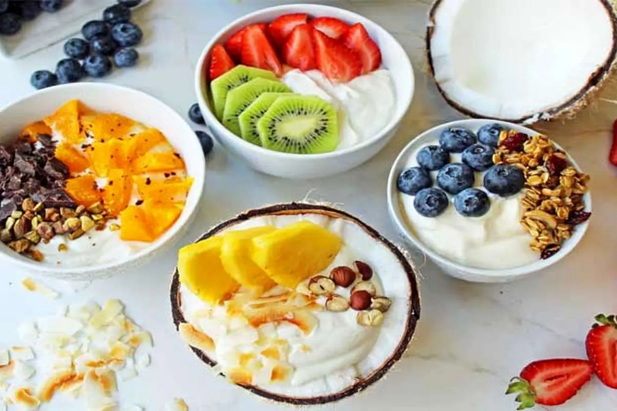 ماست میوه ای رژیمی؛ مفید برای دستگاه گوارش و تقویت استخوانها