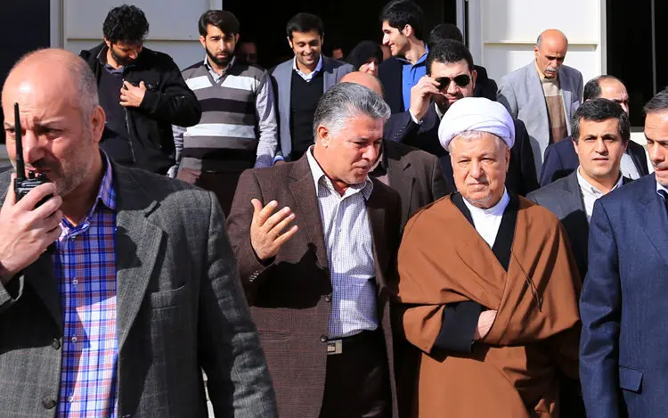 تهران‌گردی، یلدا و کودکان کار، خرید شب یلدا، هنرمندان در مراسم رونمایی، جشن برفی، فریاد آقای مربی و ...