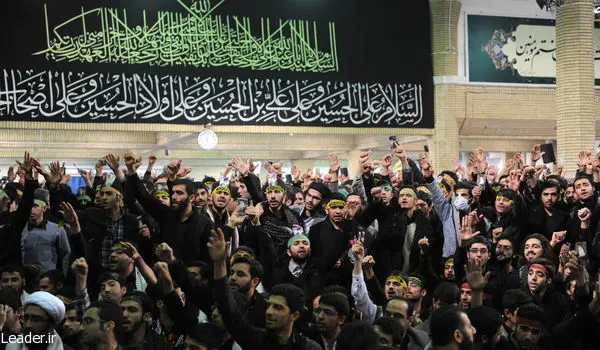 (تصاویر) عزاداری دانشجویان در محضر رهبر انقلاب