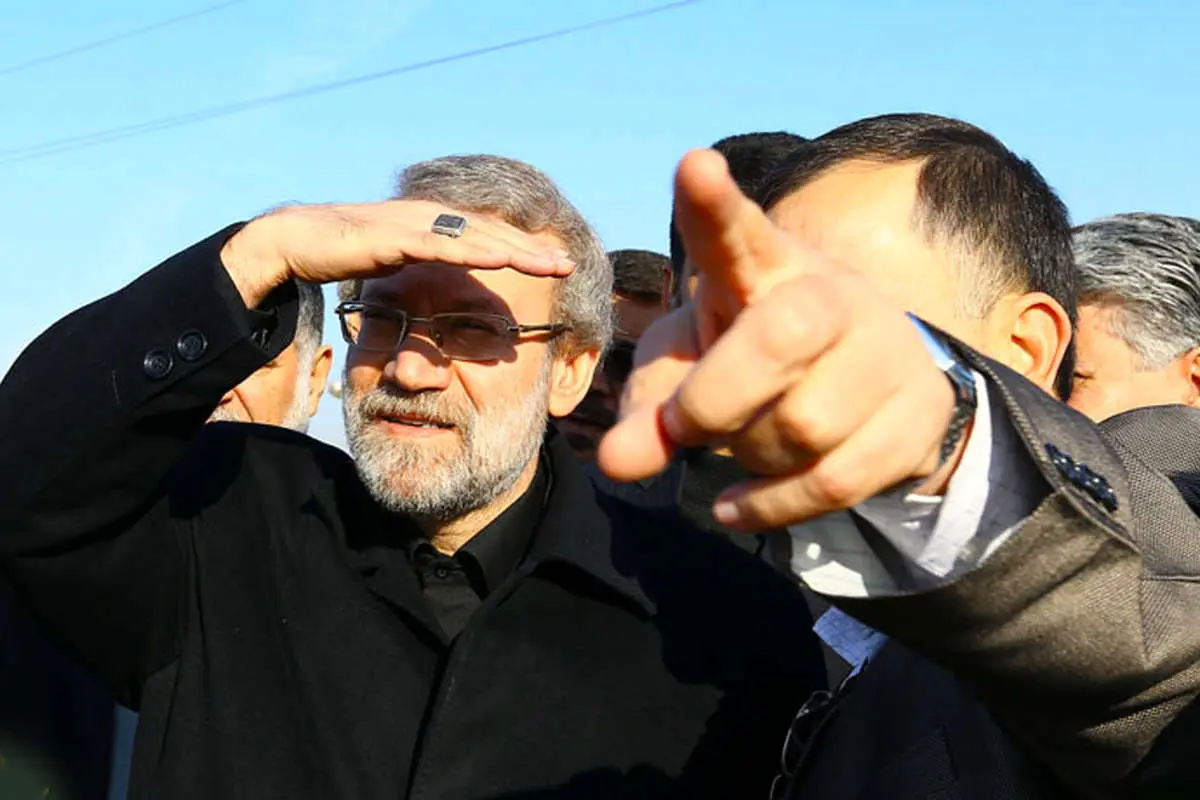 انفجار در منزل مسکونی، خندههای خاتمی در منزل شهید، بازدید از روستای صخرهای، تهرانگردی،...
