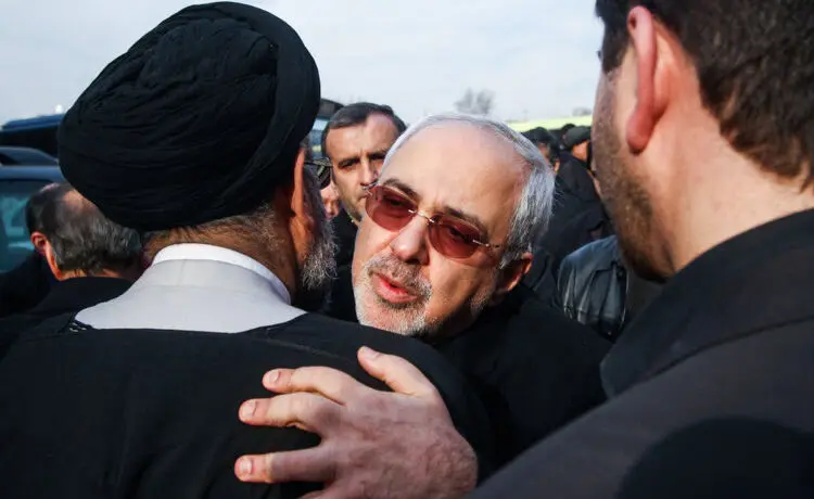 زندگی زلزله‌زدگان، سمفونی طبیعت، وضعیت هشدار، اوضاع مسکن مهر، مسابقه ژیمناستیک، زندگی در کارتن و ...