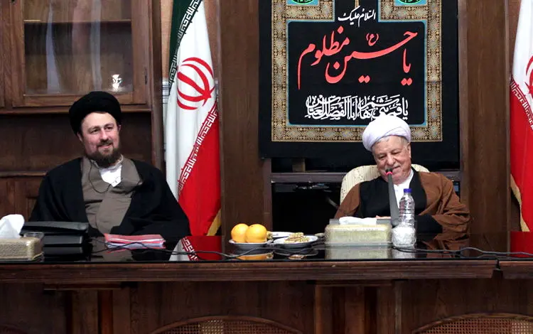 آیت‌الله هاشمی و سیدحسن خمینی در جلسه، مردم در برف، تهران‌گردی آقای رئیس، در حاشیه جشنواره سینما و ...