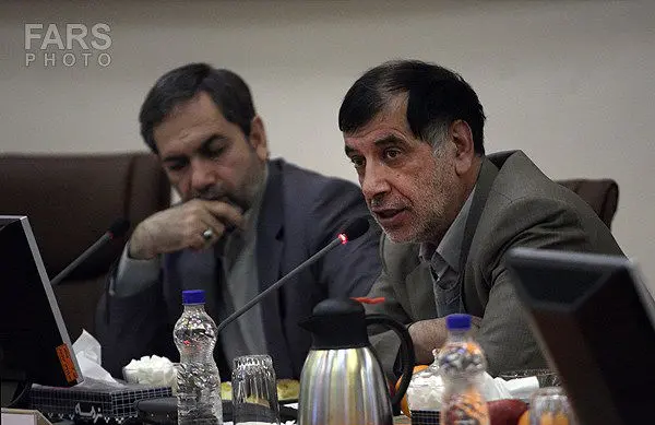 (تصاویر) نشست نمایندگان احزاب با وزیرکشور