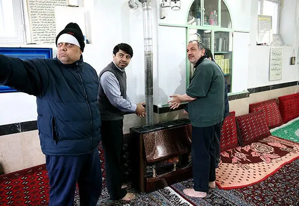 (تصاویر) تهرانگردی مسجدجامعی؛ از برگه ماموریت تختی تا اولین لکوموتیو بخار