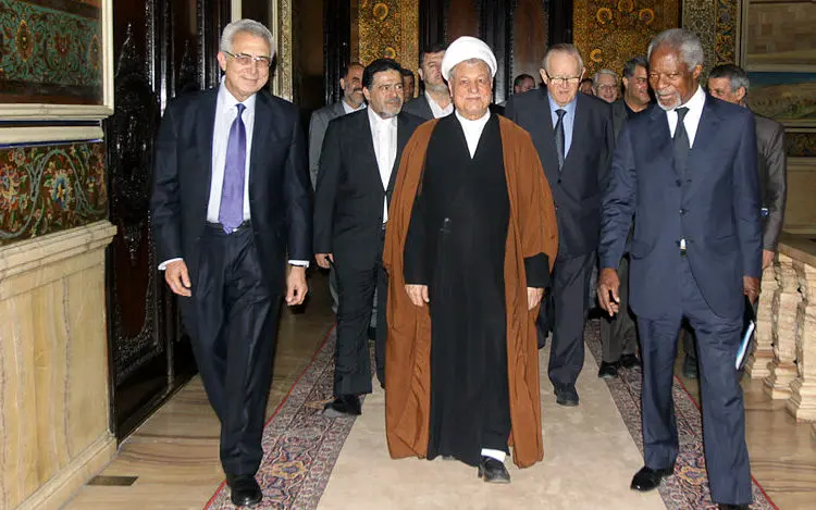 بزرگداشت حاتمی‌کیا، واژگونی کامیون، جشن پیوند قاصدک‌ها، عبور از میان آتش، طبیعت زیبای برفی، آلودگی هوا و ...